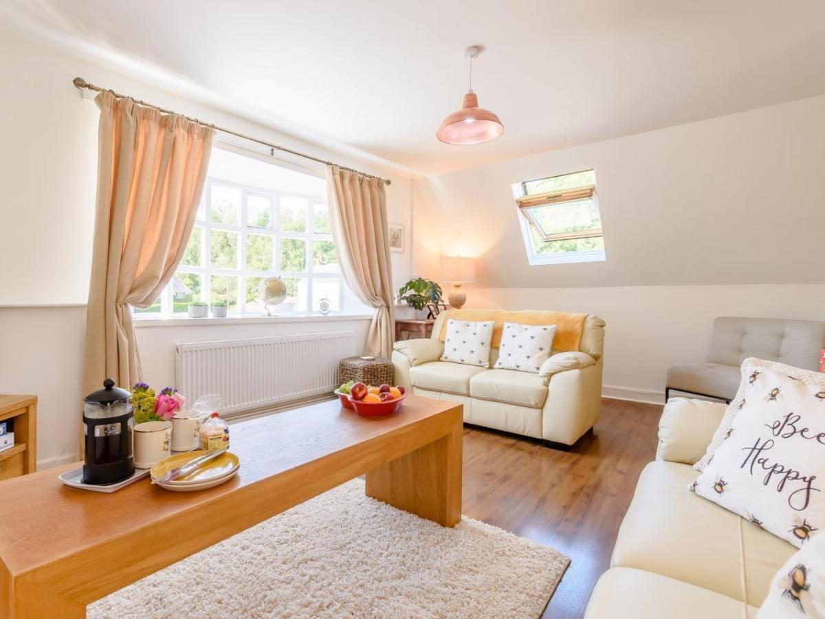 Waters Edge Apartment Ystradgynlais Екстериор снимка