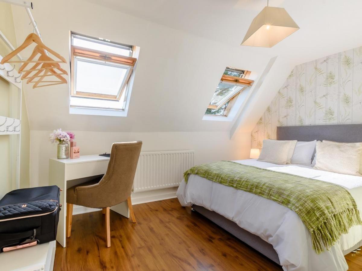 Waters Edge Apartment Ystradgynlais Екстериор снимка